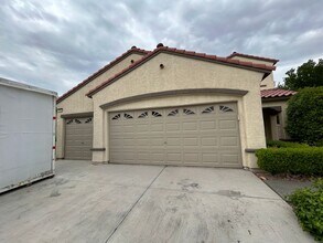 3033 Panorama Ridge Dr in Henderson, NV - Building Photo - Building Photo