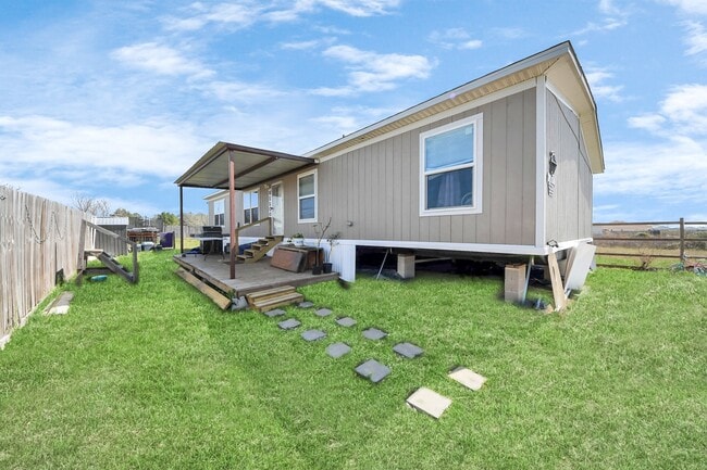1416 Rd 5601 in Cleveland, TX - Building Photo - Building Photo