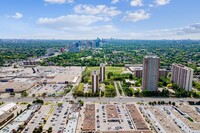 Bentley Apartments in Toronto, ON - Building Photo - Building Photo