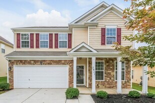 7911 Hereford St in Charlotte, NC - Building Photo