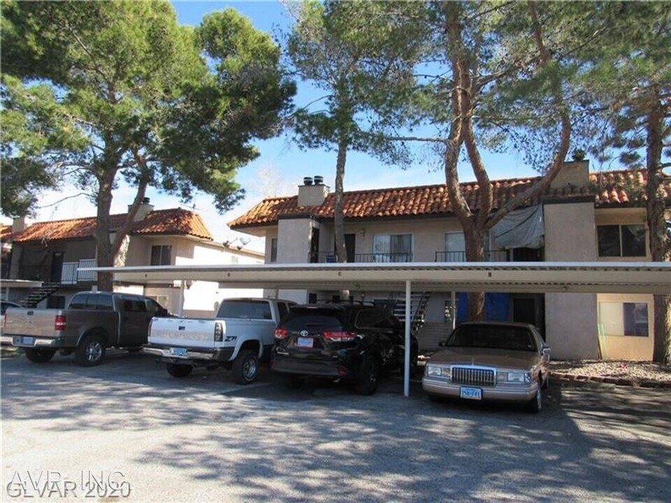 2792 Eldora Cir-Unit -Unit D in Las Vegas, NV - Building Photo