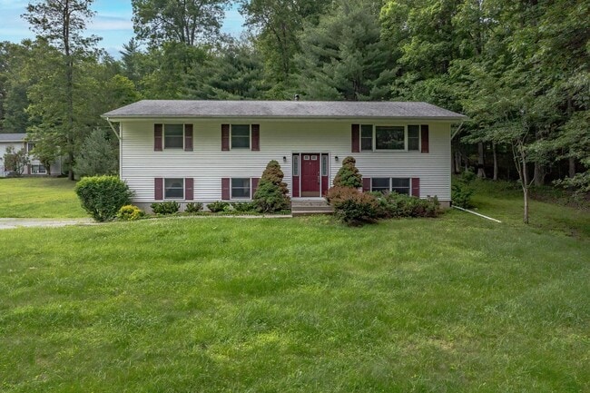property at 501 Burlingham Rd