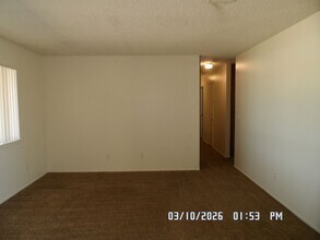 22873 Ottawa Rd in Apple Valley, CA - Building Photo - Building Photo