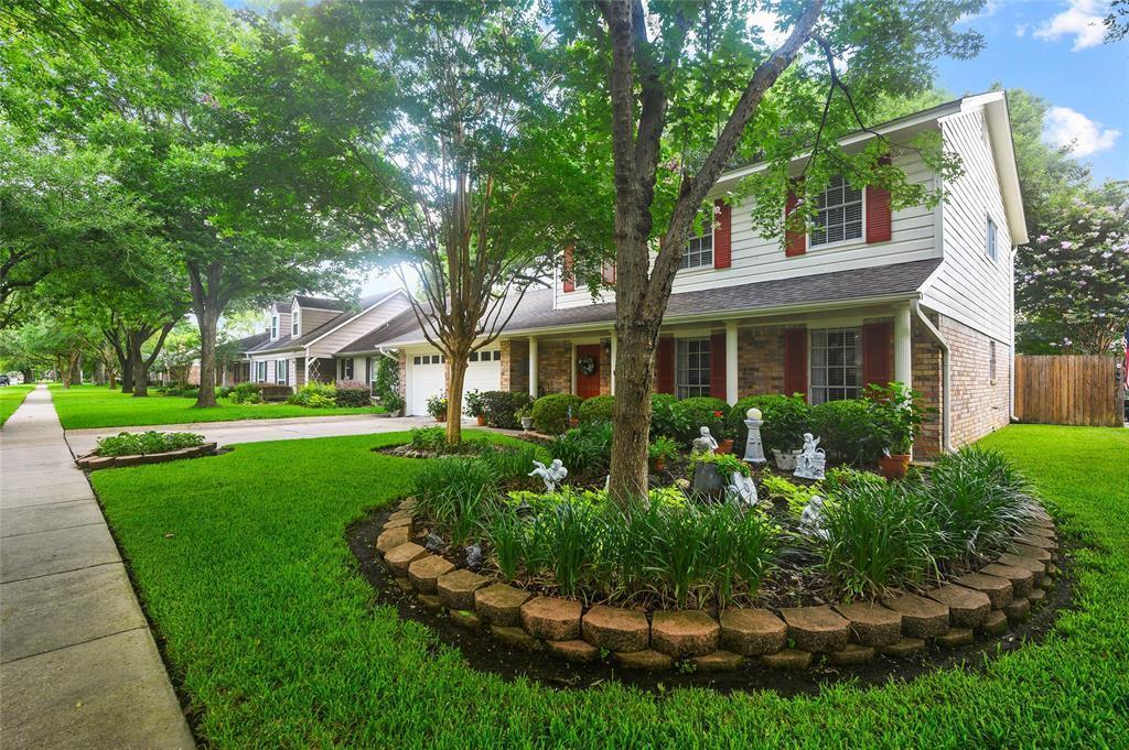 12826 Westmere Dr in Houston, TX - Building Photo