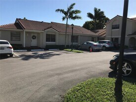 6551 NW 170th Terrace in Hialeah, FL - Building Photo