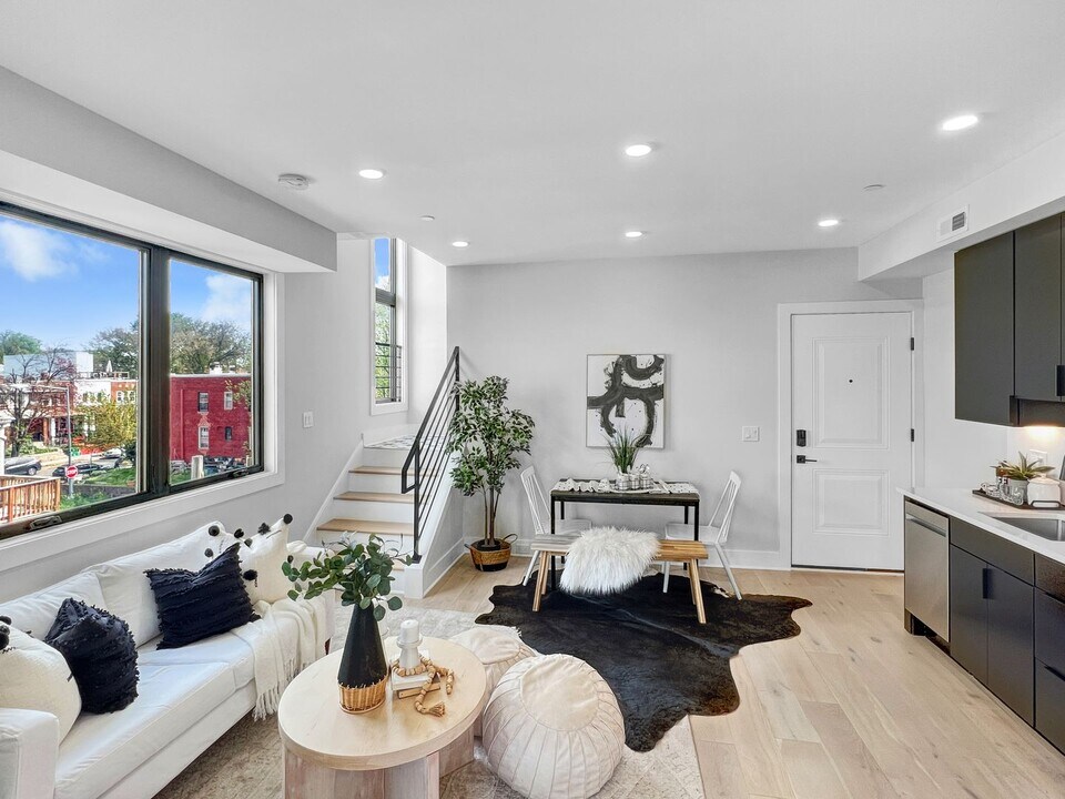 1026 18th St NE in Washington, DC - Building Photo