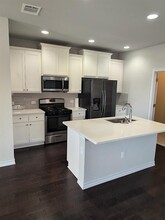 7301 Sligo Dr in Austin, TX - Building Photo - Building Photo