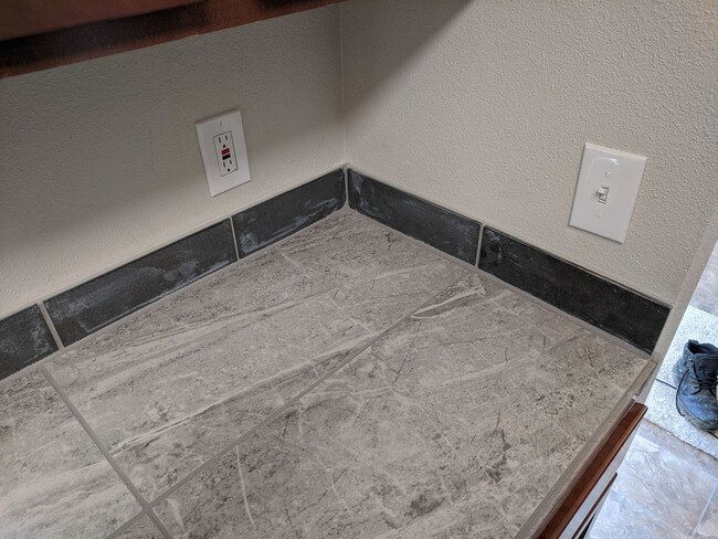 property at 2440 SE 8th Ct