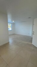 1885 W 56th St in Hialeah, FL - Building Photo - Building Photo