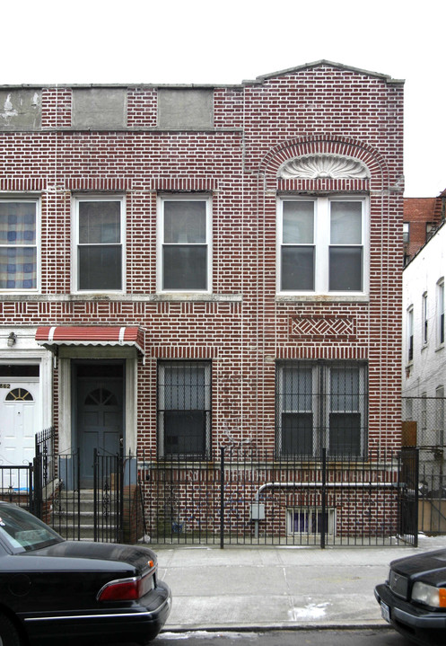 858 42nd St in Brooklyn, NY - Building Photo