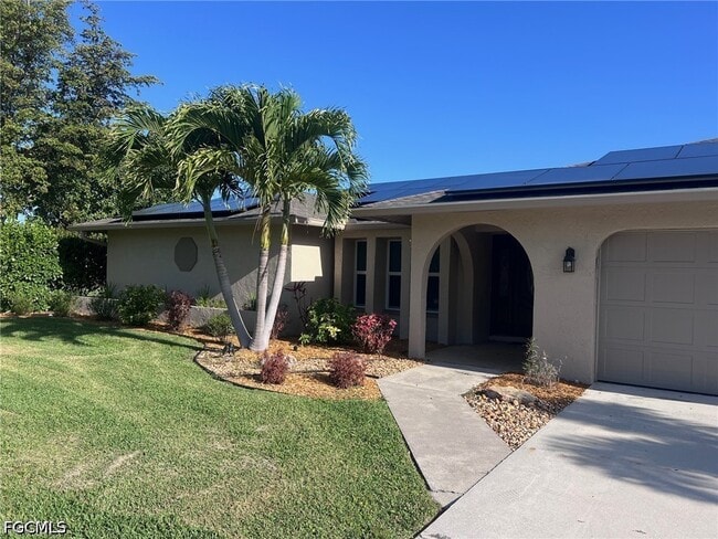 3705 Stoneridge Ct in Ft. Myers, FL - Building Photo - Building Photo