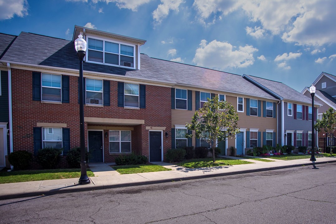 Arbor Park Village in Cleveland, OH - Building Photo