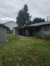 6658 Francis in Cornelius, OR - Building Photo - Building Photo