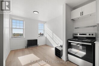 90 Carden St in Guelph, ON - Building Photo - Building Photo