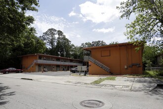 Inwood Terrace Apartments in Jacksonville, FL - Building Photo - Building Photo