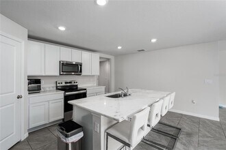 12277 Mountain Is Trl in Parrish, FL - Building Photo - Building Photo