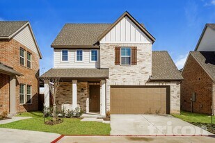 101 Kimberly Ct in Saginaw, TX - Building Photo