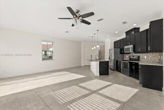 9829 Winnington St in Orlando, FL - Building Photo - Building Photo