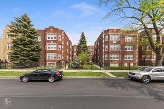 1117 N Lawler Ave Chicago, IL 60651 in Chicago, IL - Building Photo - Building Photo