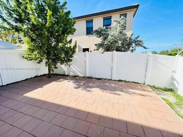 3309 W 111th Pl in Hialeah, FL - Building Photo - Building Photo