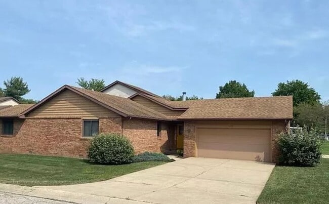 property at 917 Rickard Ct