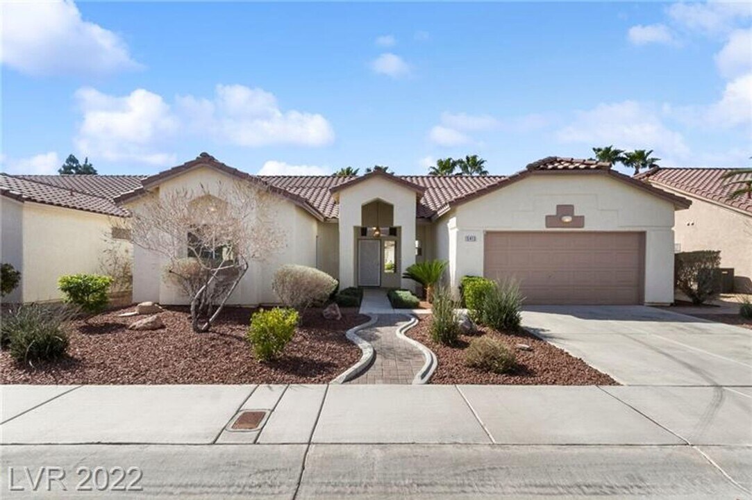 5413 Rusty Anchor Ct in Las Vegas, NV - Building Photo