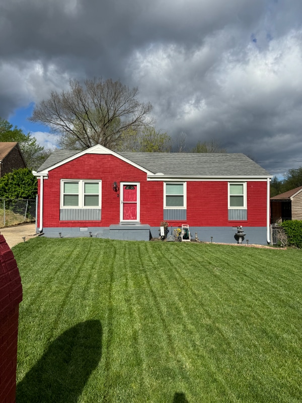 property at 1312 N 6th St