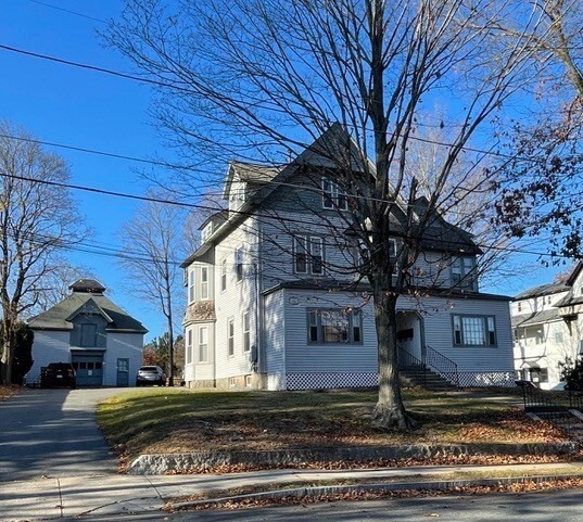 5 Fay St in Westborough, MA - Building Photo