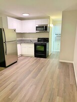 9th Ave in Apache Junction, AZ - Building Photo