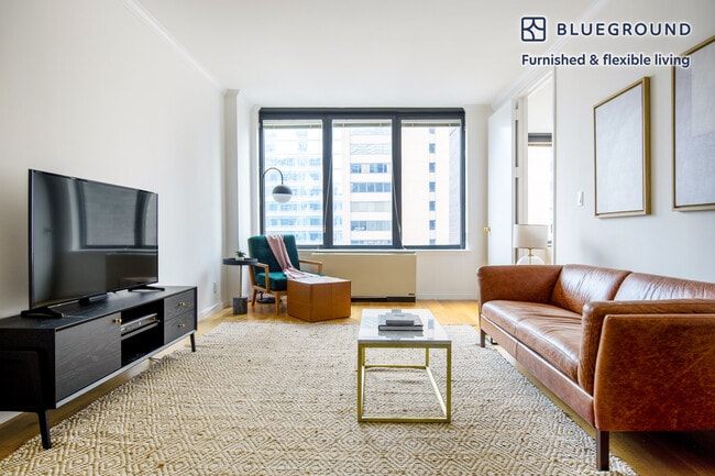150 E 57th St