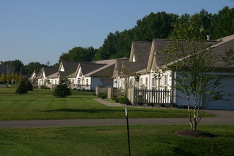 Avalon Creek in Vienna, OH - Foto de edificio - Building Photo