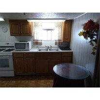 122 E Vidas Ave in South Salt Lake, UT - Building Photo