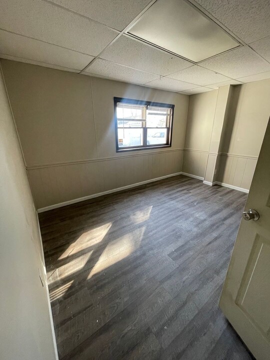 2406 Georgia St-Unit -2406 Georgia Street APT B in Louisiana, MO - Building Photo