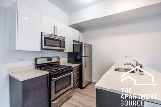 2022 S Throop St in Chicago, IL - Building Photo - Building Photo