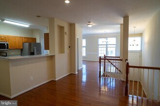 20868 Rockingham Terrace in Sterling, VA - Building Photo - Building Photo