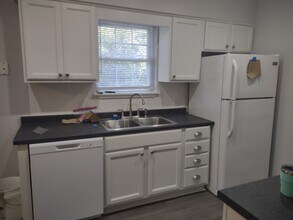 505 Miller Ave, Unit 505-B in Tybee Island, GA - Building Photo - Building Photo