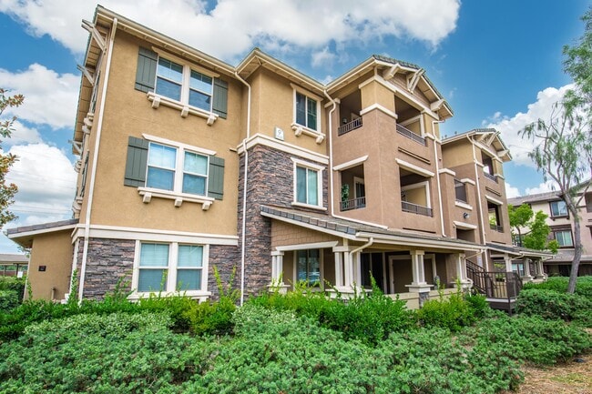 Meadow Square Apartment Homes