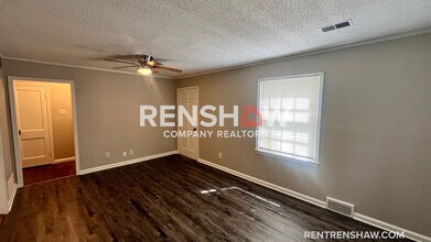 3822 Maid Marian Ln in Memphis, TN - Building Photo - Building Photo