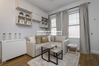 637 Tremont St, Unit #1 in Boston, MA - Building Photo - Building Photo