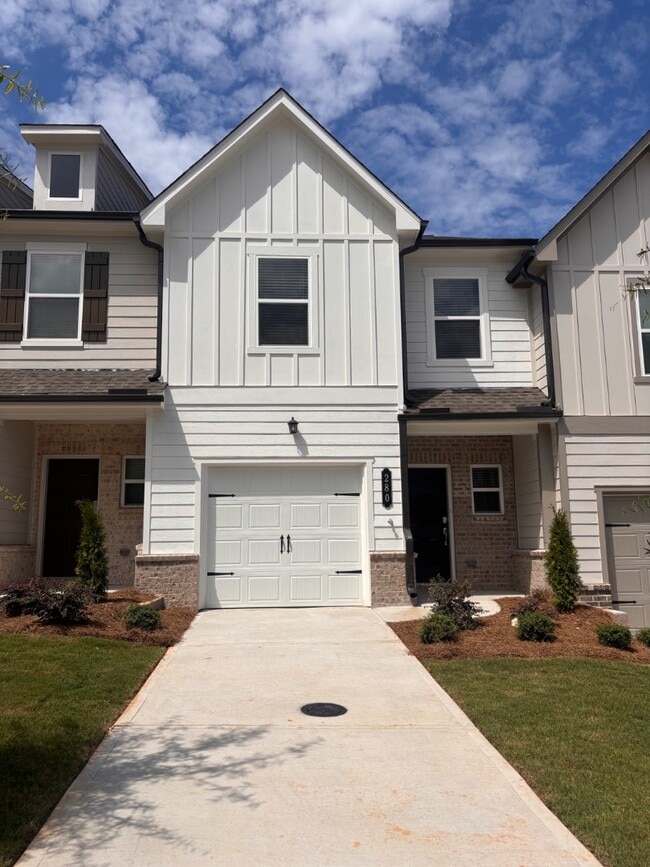 property at 280 Kenoot Dr