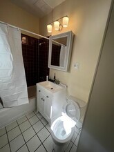 884 Huntington Ave, Unit 7 in Boston, MA - Building Photo - Building Photo