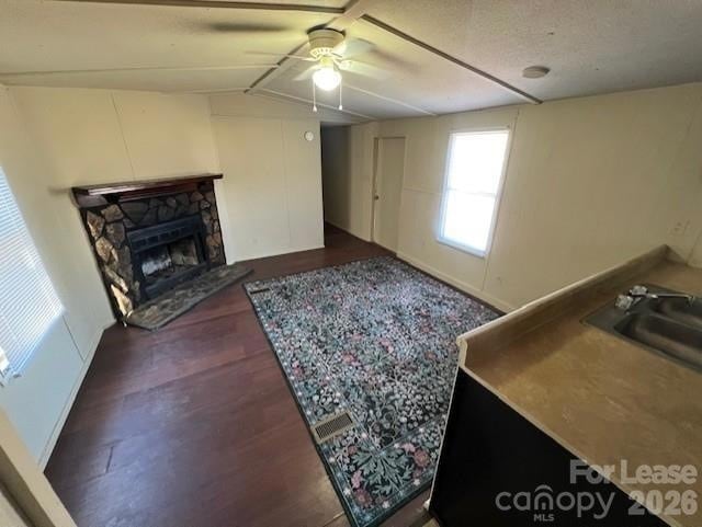 127 Dorchester Ln in Troutman, NC - Foto de edificio - Building Photo