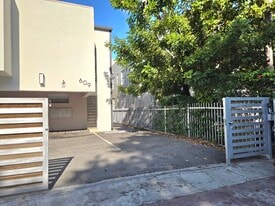 609 Euclid Ave, Unit #3 in Miami Beach, FL - Building Photo