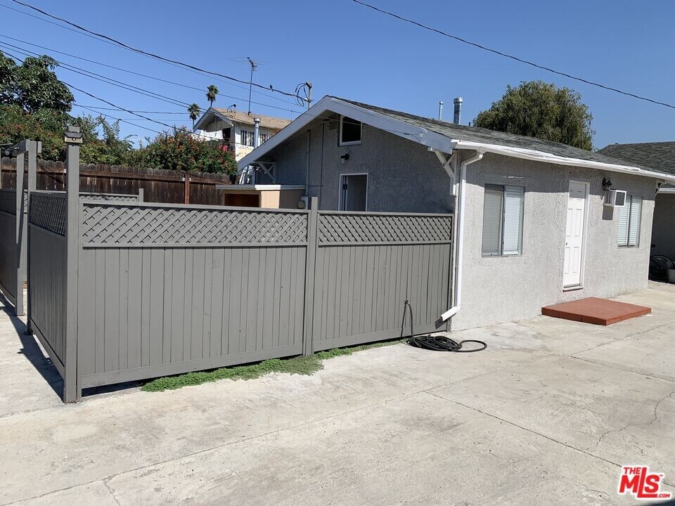 3507 6th Ave in Los Angeles, CA - Building Photo