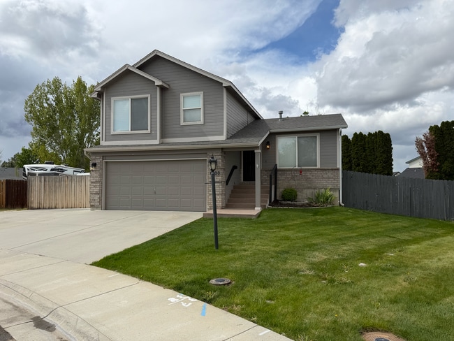 8103 Waterfowl Ave in Nampa, ID - Building Photo - Building Photo