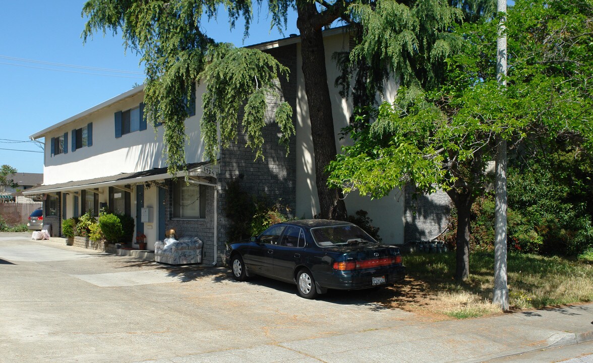 1725 Noranda Dr in Sunnyvale, CA - Building Photo