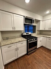 2001 Kirksey Dr in Austin, TX - Building Photo - Building Photo