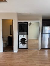 1527 Royal Way, Unit #4 in San Luis Obispo, CA - Foto de edificio - Building Photo