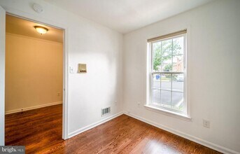 6701 Washington Blvd in Arlington, VA - Building Photo - Building Photo