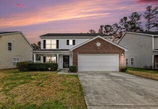 272 Clayburne Dr in Goose Creek, SC - Building Photo - Building Photo